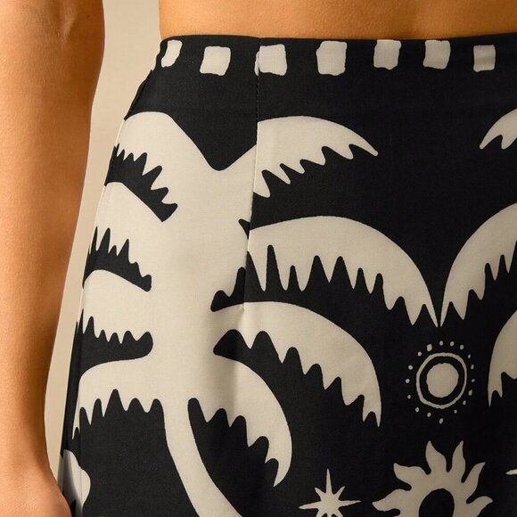 Black Boho Women's Coconut Print Cropped Cami Top And Fitted Maxi Skirt Set - Picture 7 of 7